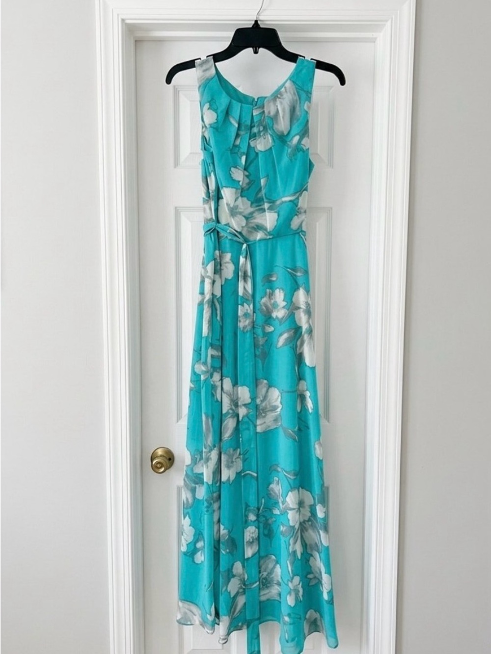 🩵🤍R&K - Teal Floral Maxi Dress with Waist Sash